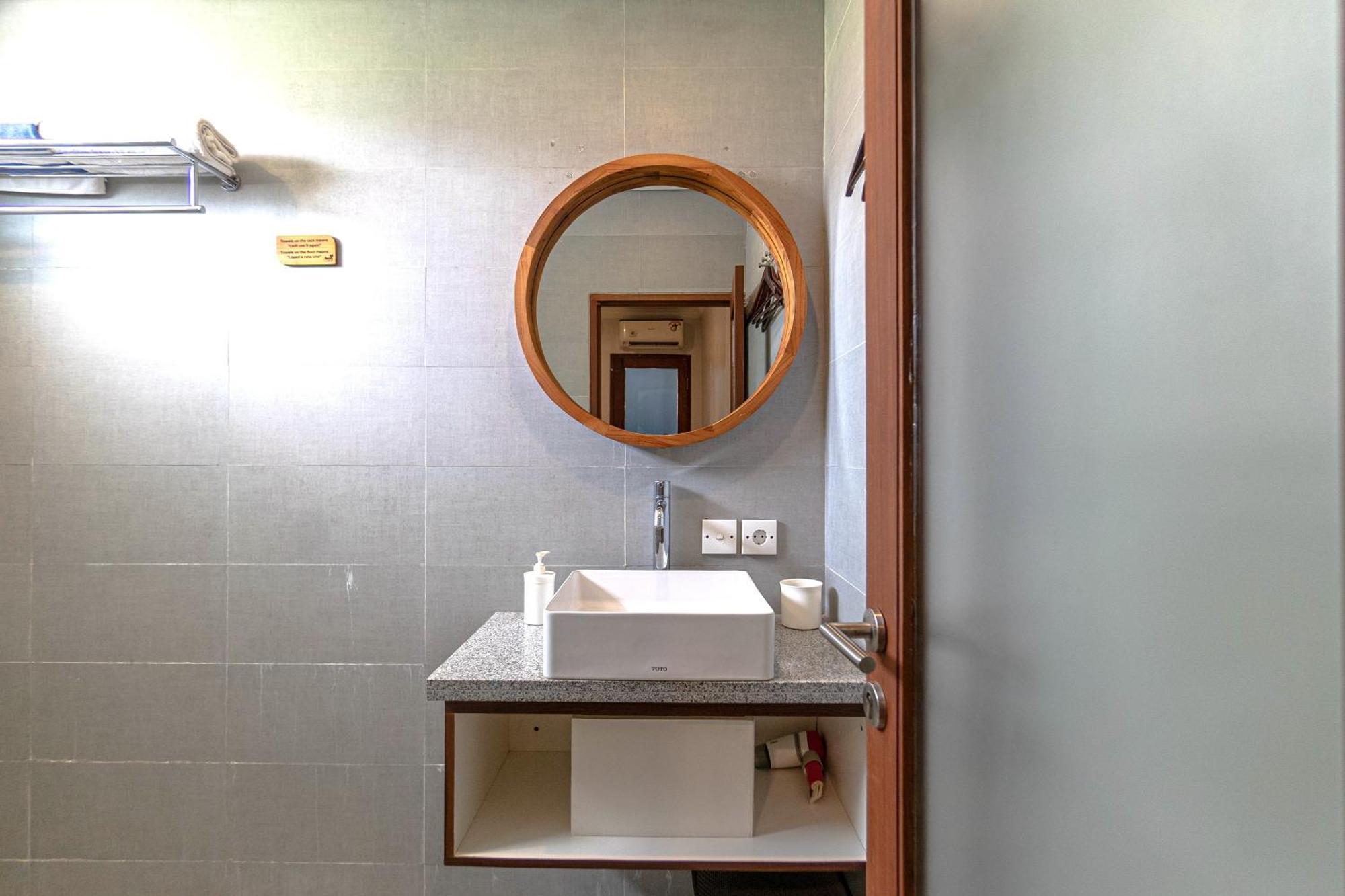 Ayuna Suites Canggu Esterno foto